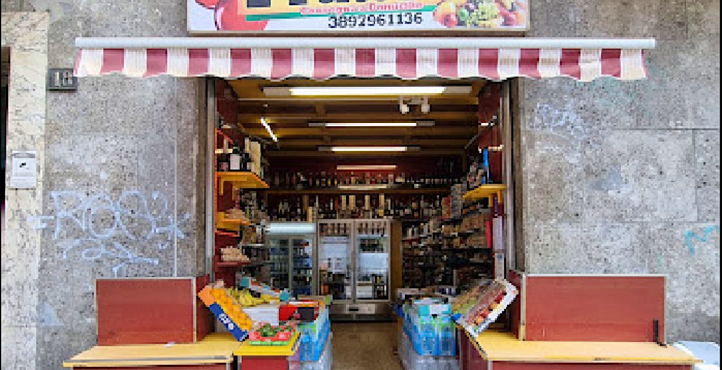 Storefront of Near Milano Centrale and Sondrio Station