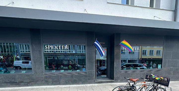 Storefront of Near Sendlinger Tor