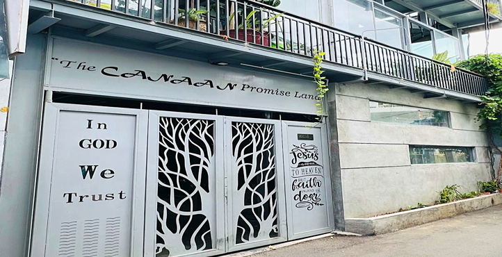 Storefront of By Đà Nẵng Station