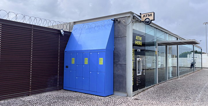 Storefront of Santa Apolónia