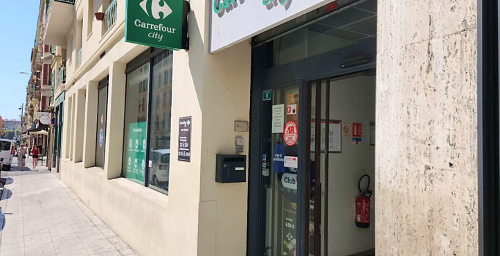 Storefront of Jean-Médecin