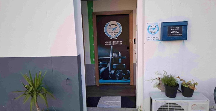 Storefront of ACI Marina Trogir