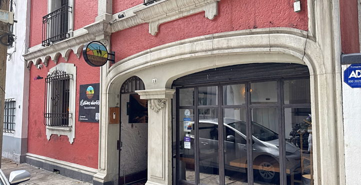 Storefront of Condesa – Parque España