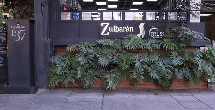 Storefront of Cuauhtemoc