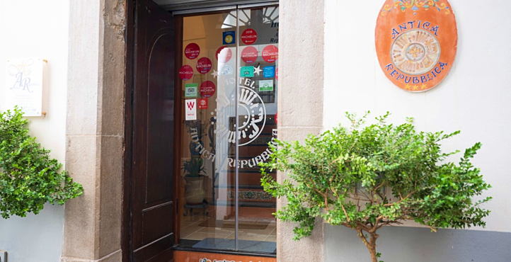 Vetrina di Centro Storico