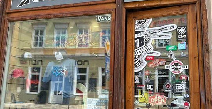 Storefront of Malá Strana – Memorial to the Victims of Communism
