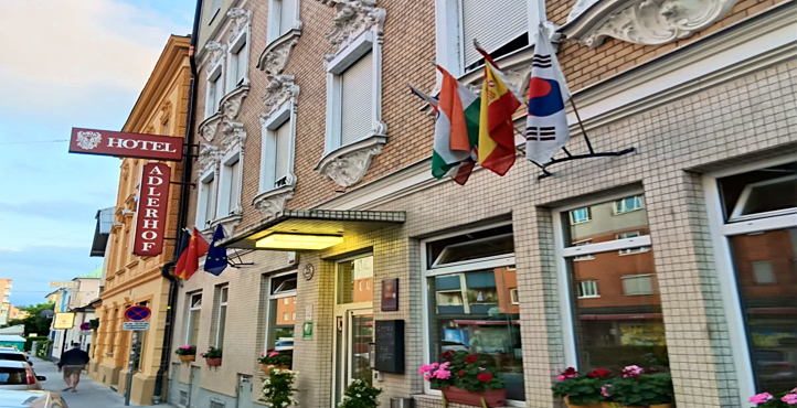 Storefront of Elisabeth-Vorstadt Area