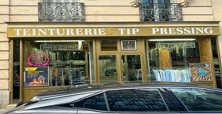 Storefront of Presqu'île – Église Saint-Nizier