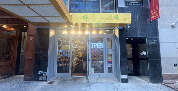 Storefront of Near Central Park South – Close to 7th Avenue