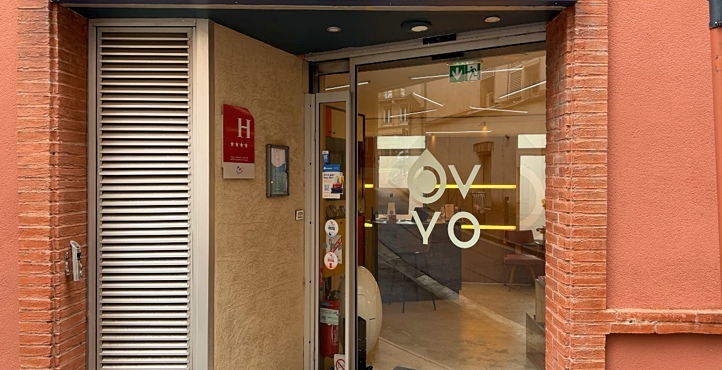 Storefront of Esquirol