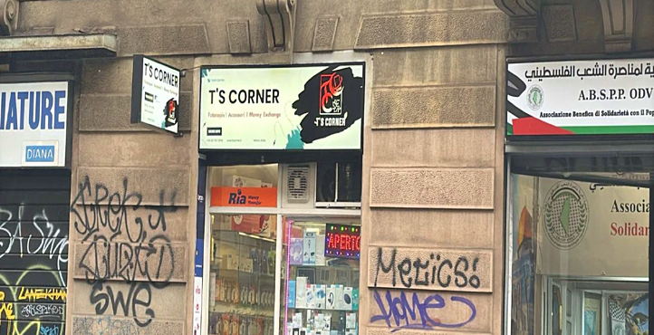 Storefront of Pasteur Venini